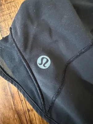 Lululemon Hotty Hot thumbnail 3