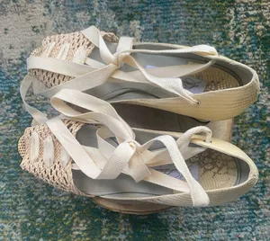 Diana Broussard snakeskin wedge woven ankle tie peep toe wedges, size 6.5M thumbnail 5