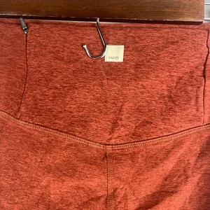 VUORI Clean Elevation Leggings Brick Heather Red Women's Size S Stretch READ thumbnail 5