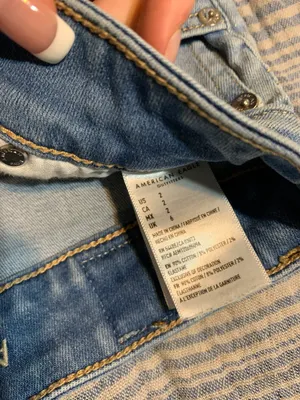 American Eagle Outfitters thumbnail 2