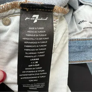 7 For All Mankind Josefina Skinny Boyfriend Distressed Jeans Light Wash Size 29 thumbnail 12