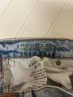 American Eagle Super High-Rise Ankle Straight Distressed Jeans Size 6 thumbnail 7