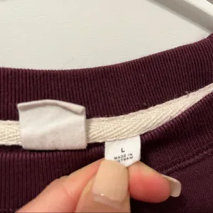 Meet Me In The GAP maroon & pink sweatshirt thumbnail 6