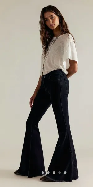 We‎ The Free Emre Flare Jeans in black size 26 NWT thumbnail 1