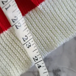 The Classic Americana sweater size medium thumbnail 5
