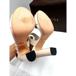 Gucci Lifford White Leather Bamboo Buckle Block Heel Sandals EU 38 thumbnail 9