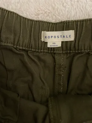 Aeropostale Cargo Pants thumbnail 4