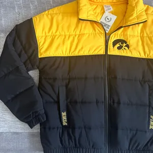 PINK Victorias Secret Iowa Hawkeyes Puffer Jacket NEW Womens M Black Yellow NCAA thumbnail 3