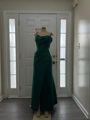 Wedding dress thumbnail 5