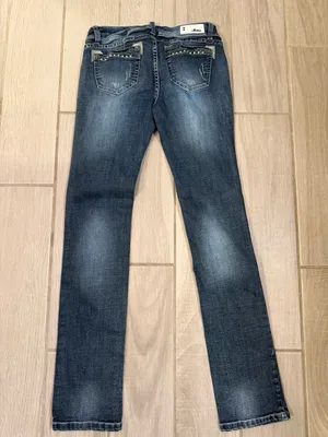 Mid-Rise Embellished Pocket Flare Jeans in Medium Blue thumbnail 6