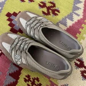 Skechers Biker’s Lite Slip On Comfort Sneakers (Sz 9) Silver Suede thumbnail 6