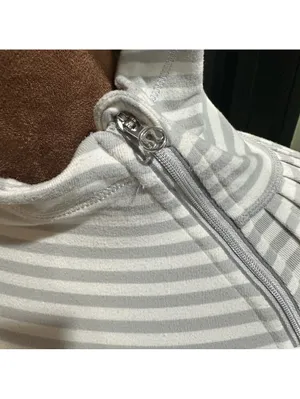 Lululemon Run: Back On Track Pullover – Size 10 – Silver Spoon Stripe thumbnail 3