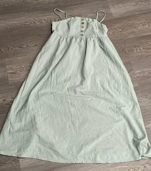 Women’s Shein Green Large Button Front Spaghetti Strap Dress thumbnail 1