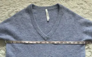 Aritzia The Group Babaton Sweater Alyssa V-neck Long Sleeve Alpaca Wool Blend XS thumbnail 10