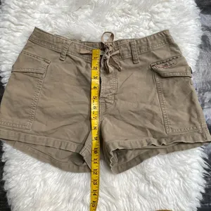 Abercrombie & Fitch Khaki Tan Cargo Low Rise Shorts 100% Cotton thumbnail 7