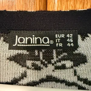 Janina Black White EU‎ 42, US Large Duster Cardigan Open Front Midi Sweater thumbnail 2