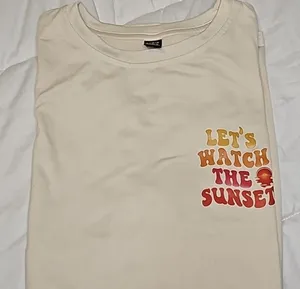 Let’s Watch The Sunset Short Sleeve Graphic Tee XS thumbnail 6