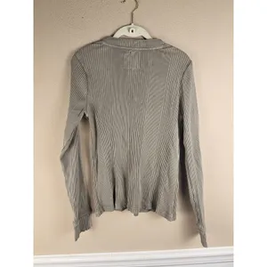 Aerie Womens Green Long Sleeve Ribbed Henley Shirt XL thumbnail 2