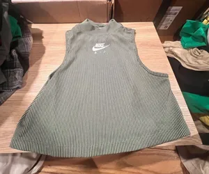 Nike Air - Vintage Y2K Ribbed Green Striped & Cropped Sleeveless Tank Top thumbnail 1