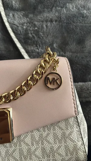 Michael Kors Purse thumbnail 6