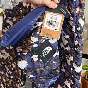 NWT The North Face Mid-Rise Insulated Quilted Circaloft Pant Cave Blue Print, XS thumbnail 5