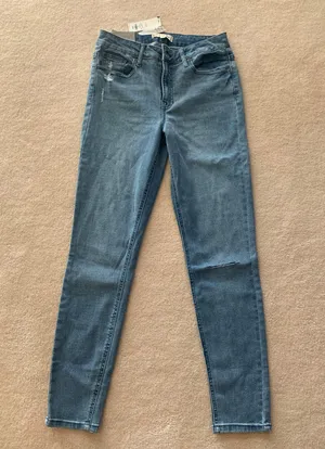 Francesca's Mid-Rise Skinny Jeans thumbnail 1