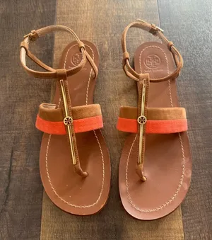 Tory Burch Logo T Strap Sandals Brown Coral Leather Flat Sandal Size 9 thumbnail 1