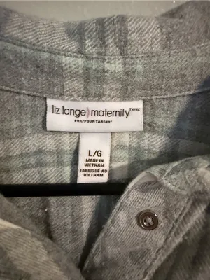 Liz Lange Maternity Light Gray Plaid Button-Front Shirt thumbnail 2