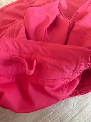 Lululemon Hotty Hot Shorts Low Rise 2.5” Bright Pink Women’s Size 2 thumbnail 6
