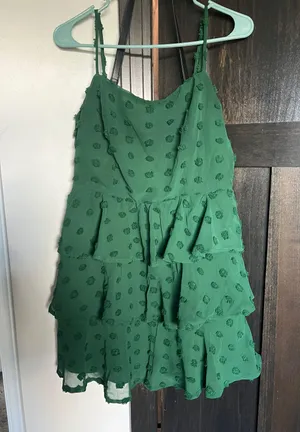 Trixxi Layered Green Homecoming Dress thumbnail 1