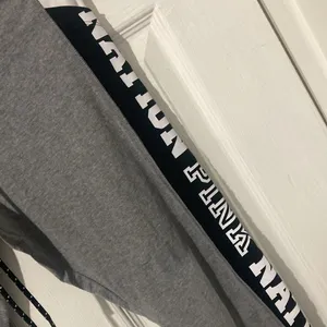 Pink Victoria’s Secret Jogger Sweatpants Women’s Size Medium Gray/Black White thumbnail 5