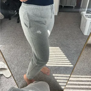 NIKE sweatpants thumbnail 7