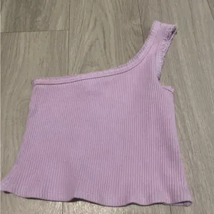 Urban Outfitters One-Shoulder Lavender Crop Top thumbnail 1