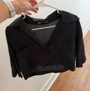 ZARA Top Black Crop thumbnail 1