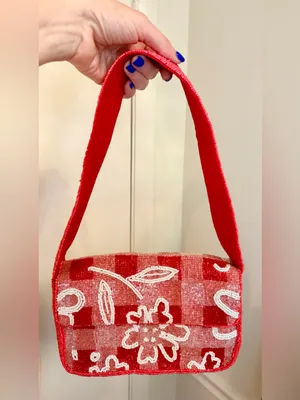 On 34th Viral Beaded Floral Handbag Made In India Red And White Design thumbnail 4