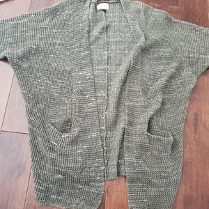Forest Green long cardigan with pockets shorter style sleeves perfect fo… thumbnail 1