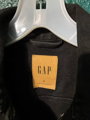 GAP WASHED BLACK CROPPED DENIM JACKET NWT SZ SMALL thumbnail 3