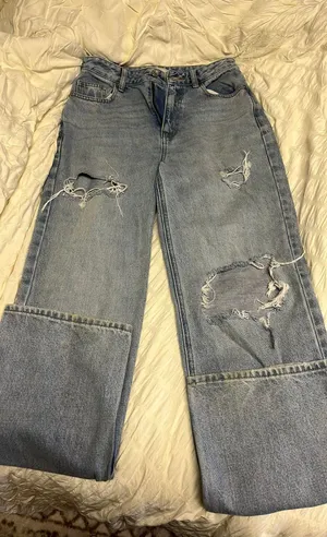 PacSun 90s Boyfriend Jeans thumbnail 1