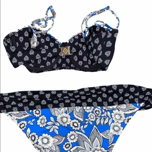 Vera Bradley bikini swimsuit size medium/large navy paisley thumbnail 2