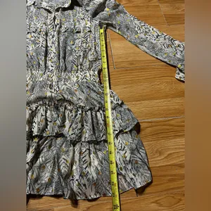 Ladies XS ‘Simply Ours’ boutique dress thumbnail 9