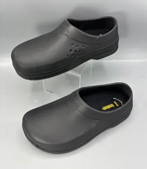 TredSafe Clogs Unisex M6/W8 Black Rubber Oil Slip Resistant Casual Round Toe thumbnail 1