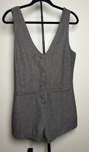 Sadie and Sage Houndsooth Shortalls Size Small NWT thumbnail 1