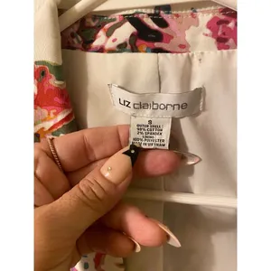 Beautiful Liz Claiborne floral blazer size small thumbnail 5