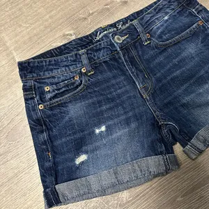 •AMERICAN EAGLE• JEAN SHORTS thumbnail 3