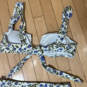 CUPSHE Soulful Spring Square Neck Bandeau Top & Bottoms Set Size Medium FLoral thumbnail 8