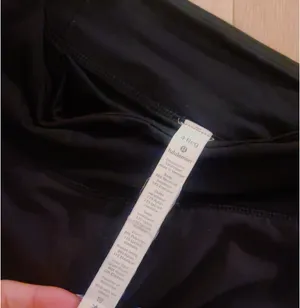 Lululemon Shorts Black Speed Up thumbnail 4