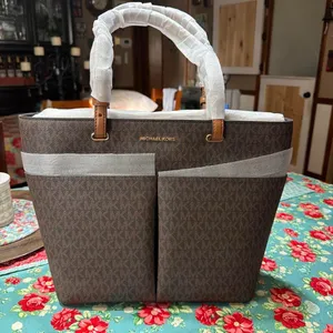 Michael Kors Bag thumbnail 1