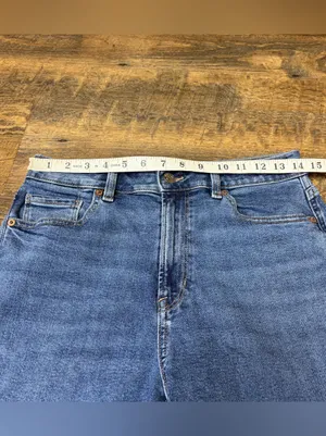 American Eagle Mom Jeans High Rise Stretch Womens 8 Medium Wash Blue thumbnail 4