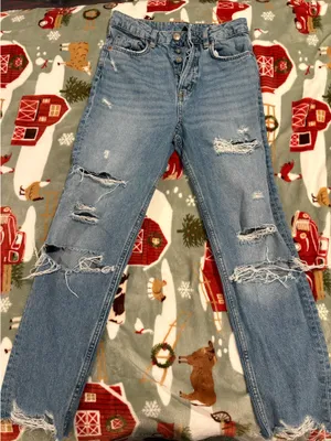 H&M Ripped Jeans thumbnail 1