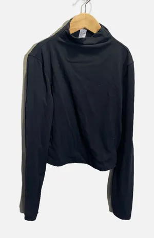 Yogalicious Mock Neck Top Womens S Black Zenly Evelyn Crop Long Sleeve‎ Athletic thumbnail 1